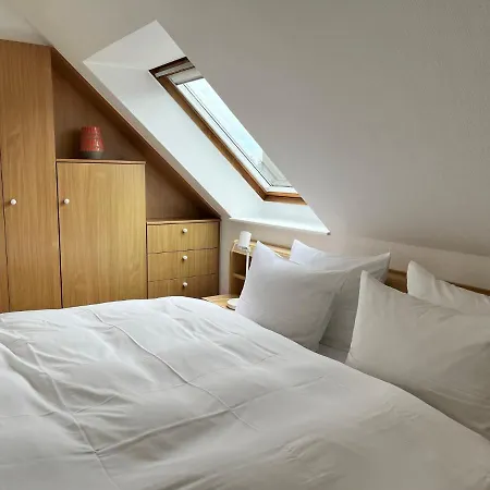 Haus Janus 3 - 3 *