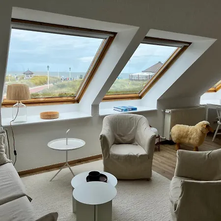 Haus Janus 3 - 3 *